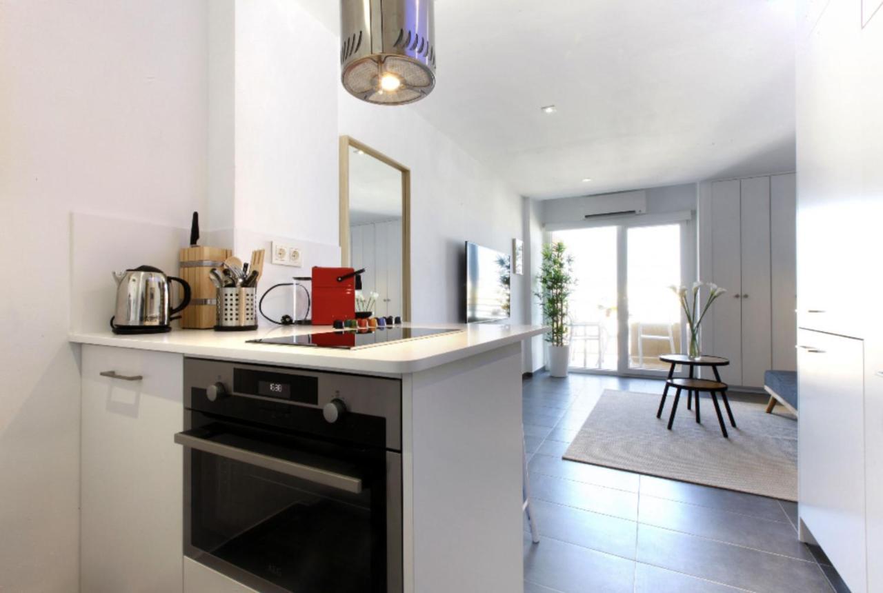Precioso Apartamento Con Vistas Al Mar Y Piscinas Benalmadena Exterior photo